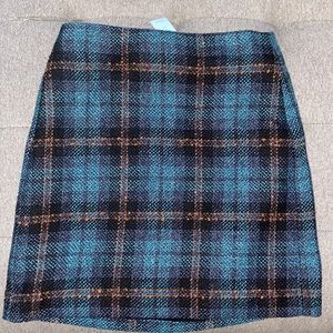 Teal/black/coral tweed skirt from the loft. Never been worn.
